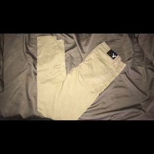 skinny khaki pants
